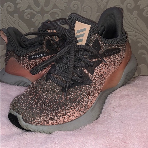 Adidas AlphaBounce EM Pink Grey US 5.5 - Picture 3 of 6